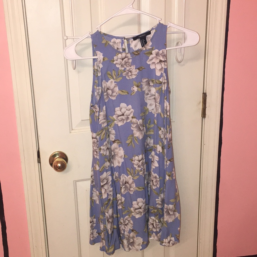 Floral blue dress